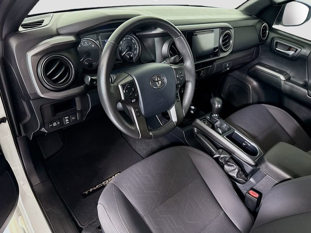 Used 2019 Toyota Tacoma TRD Off-Road RWD image 9