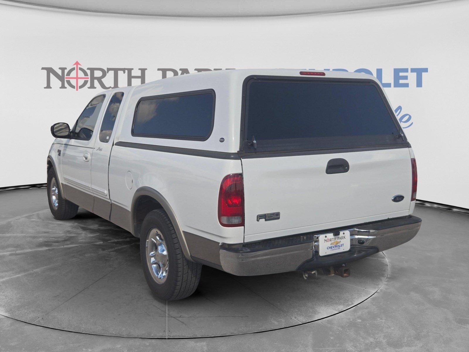 Used 2001 Ford F150 Lariat RWD image 6