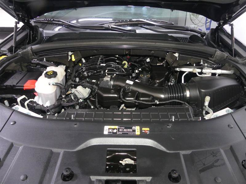 Used 2023 Jeep Grand Cherokee Laredo w/ Luxury Tech Group I AWD/4WD image 12