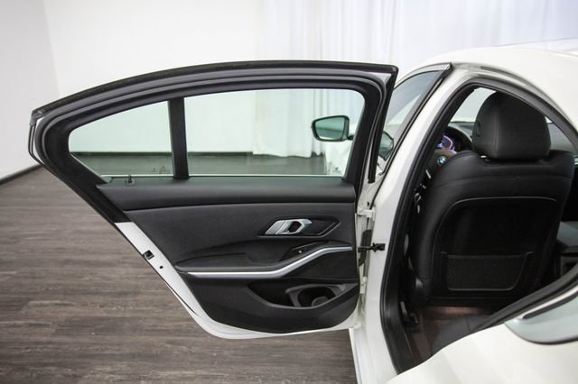 Used 2020 BMW 330i xDrive Sedan w/ Convenience Package image 22