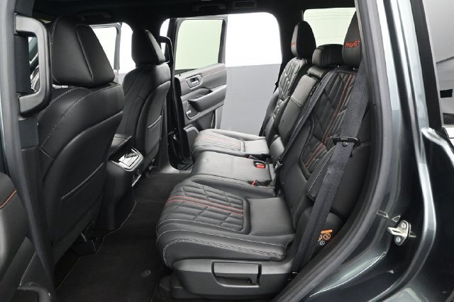 Used 2025 Nissan Armada PRO-4X w/ Pro-4X Premium Package AWD/4WD image 14