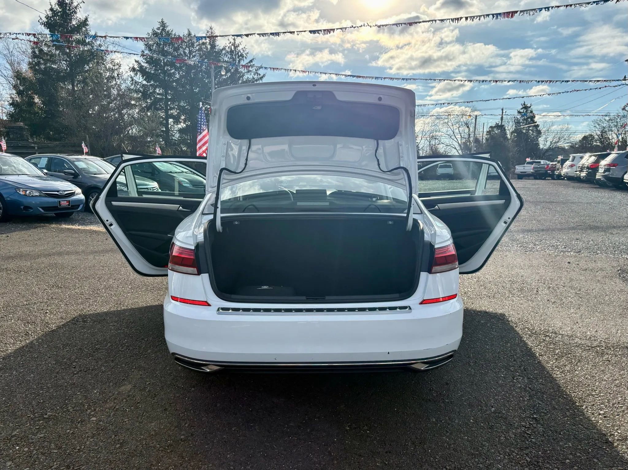 Used 2022 Volkswagen Passat 2.0T SE image 21