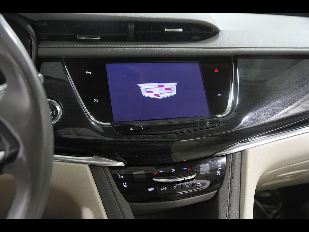 Used 2023 Cadillac XT6 Premium Luxury AWD/4WD image 9