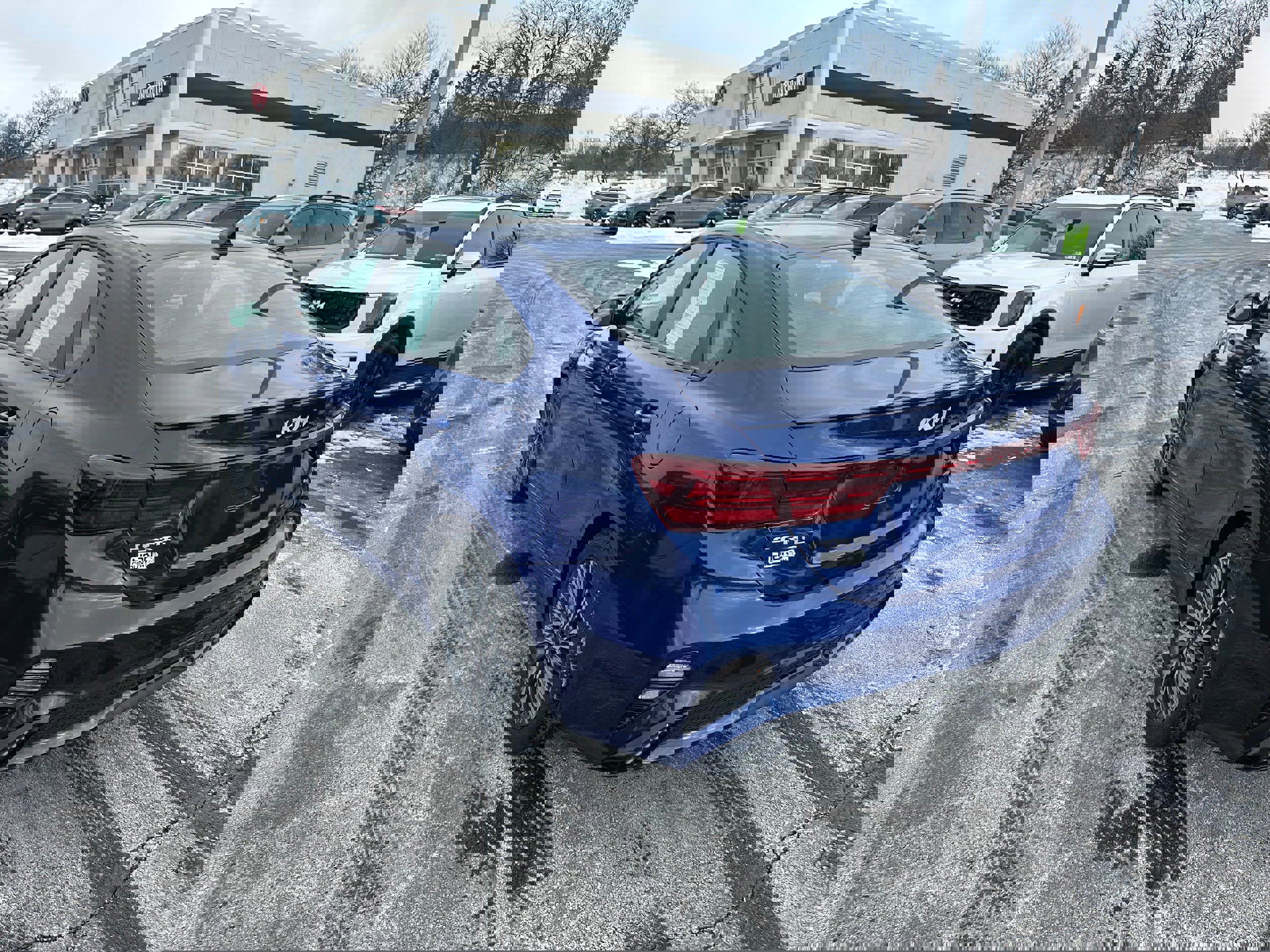 Used 2024 Kia Forte GT-Line w/ GT-Line Premium Package image 7