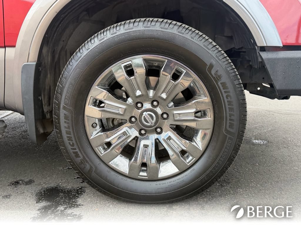 Used 2019 Nissan Titan Platinum Reserve AWD/4WD image 11