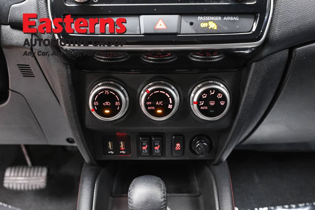Used 2025 Mitsubishi Outlander Sport SE AWD/4WD image 20