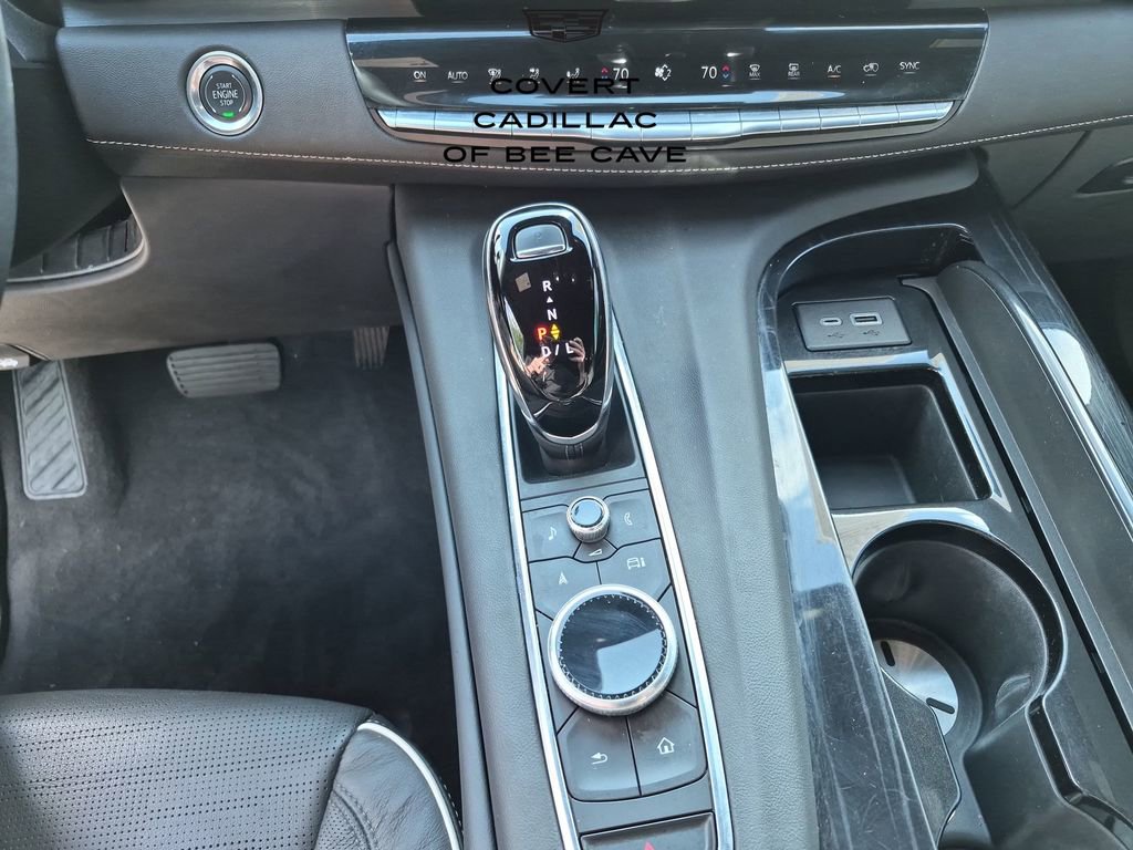 Used 2024 Cadillac Escalade Sport w/ LPO, ONYX Package image 32