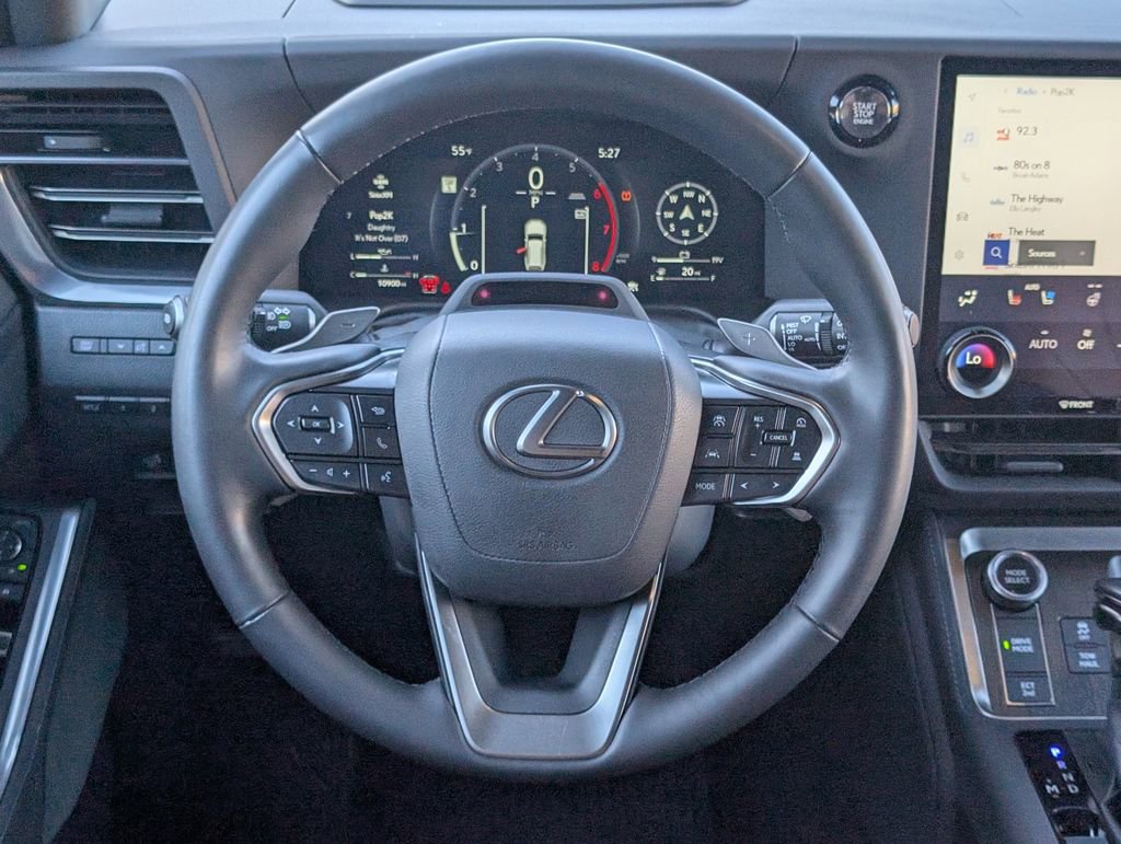 Used 2024 Lexus GX 550 w/ Accessory Package (2T) image 17