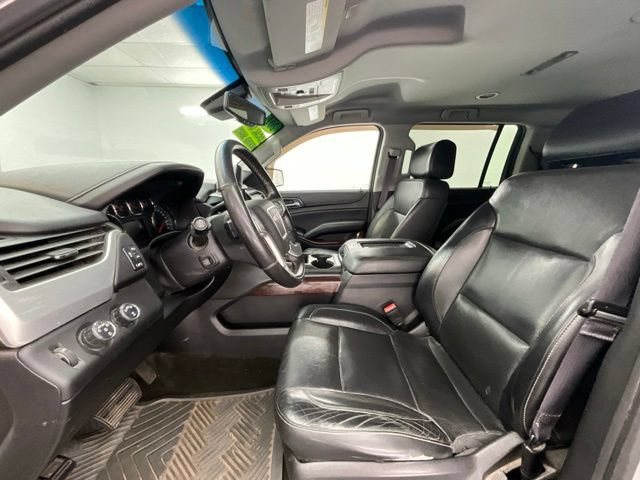 Used 2017 GMC Yukon XL SLT AWD/4WD image 15