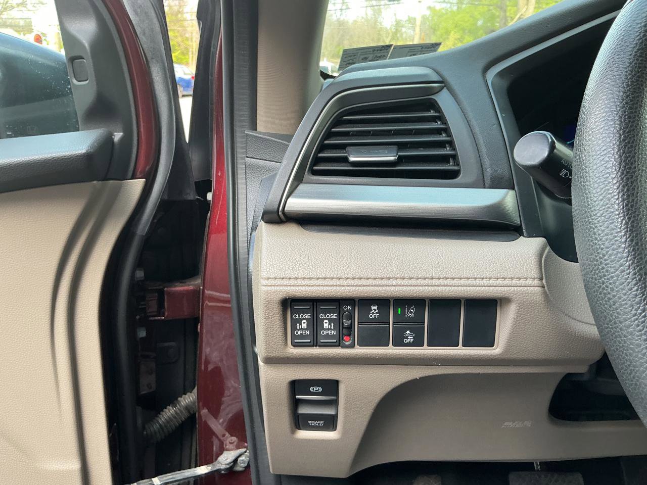 Used 2019 Honda Odyssey EX image 11