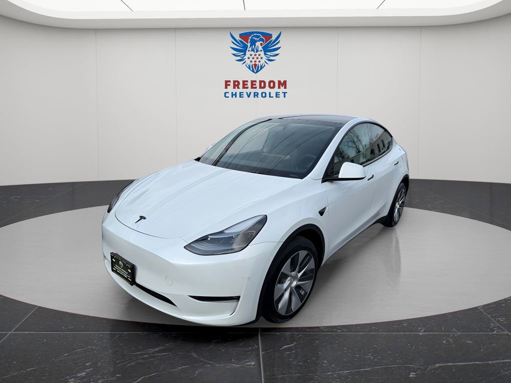 Used 2023 Tesla Model Y Long Range image 1