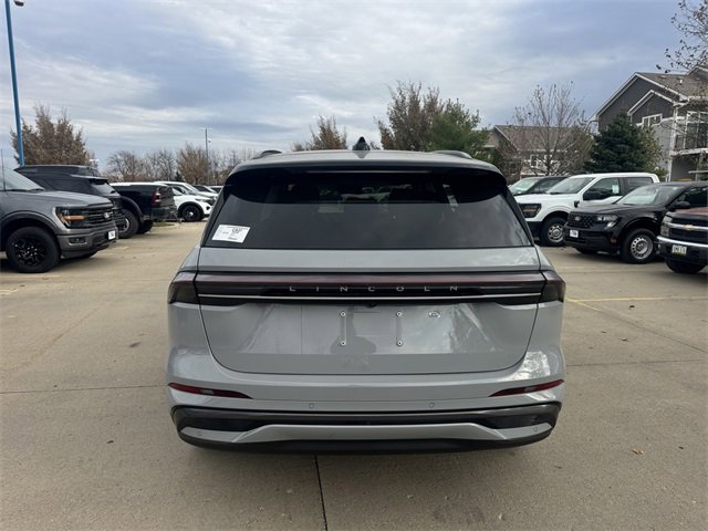 New 2026 Lincoln Nautilus Reserve image 8