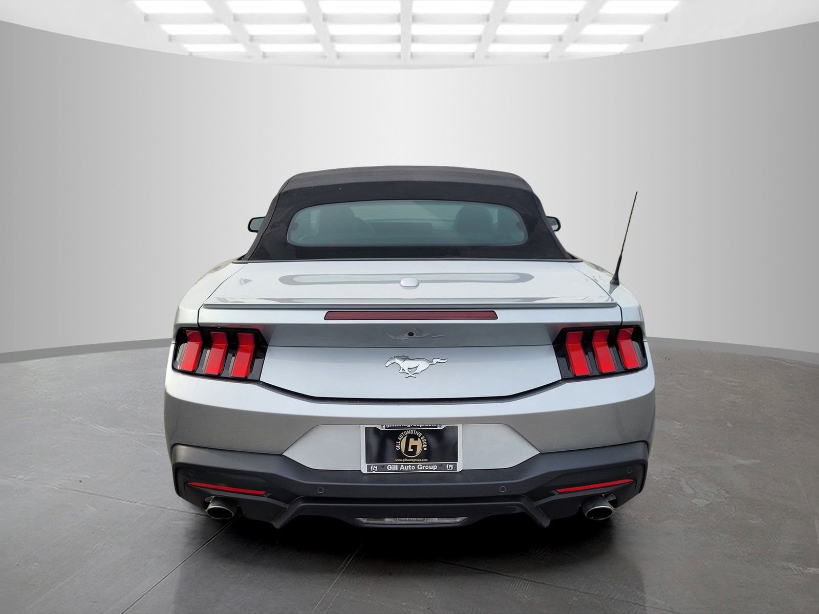 Used 2024 Ford Mustang Premium RWD image 5