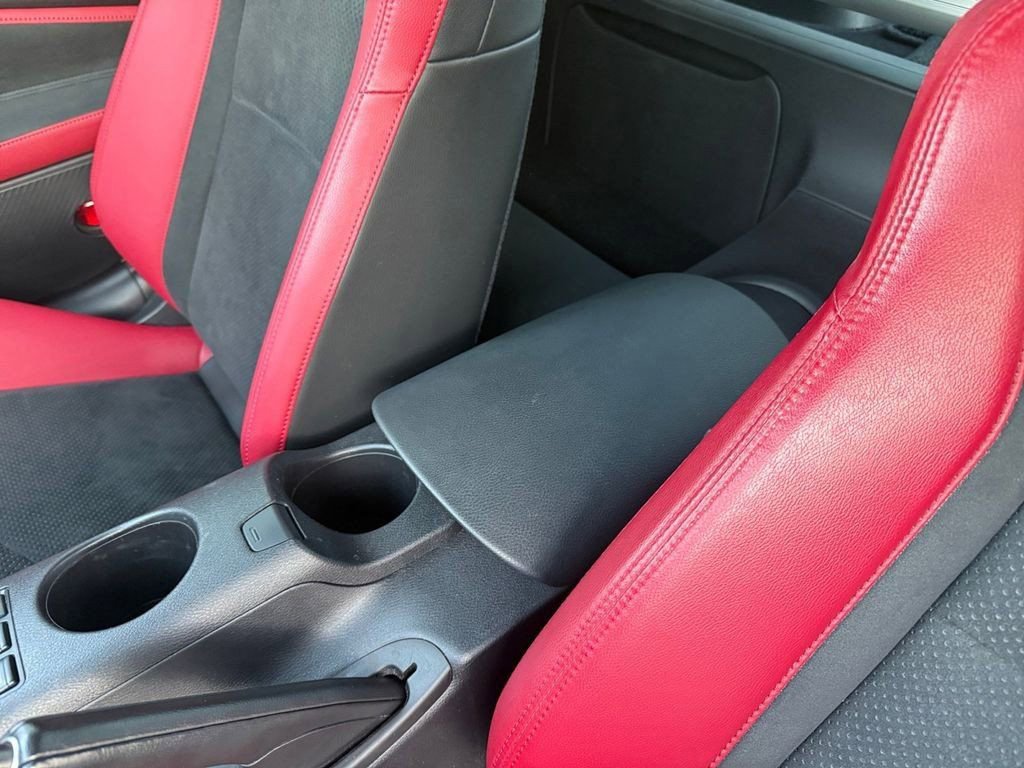 Used 2024 Nissan Z Performance w/ Floor Mat Package image 25