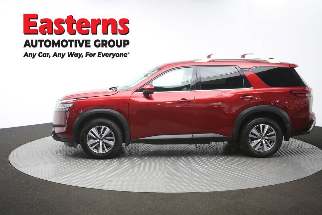 Used 2022 Nissan Pathfinder SL AWD/4WD image 59