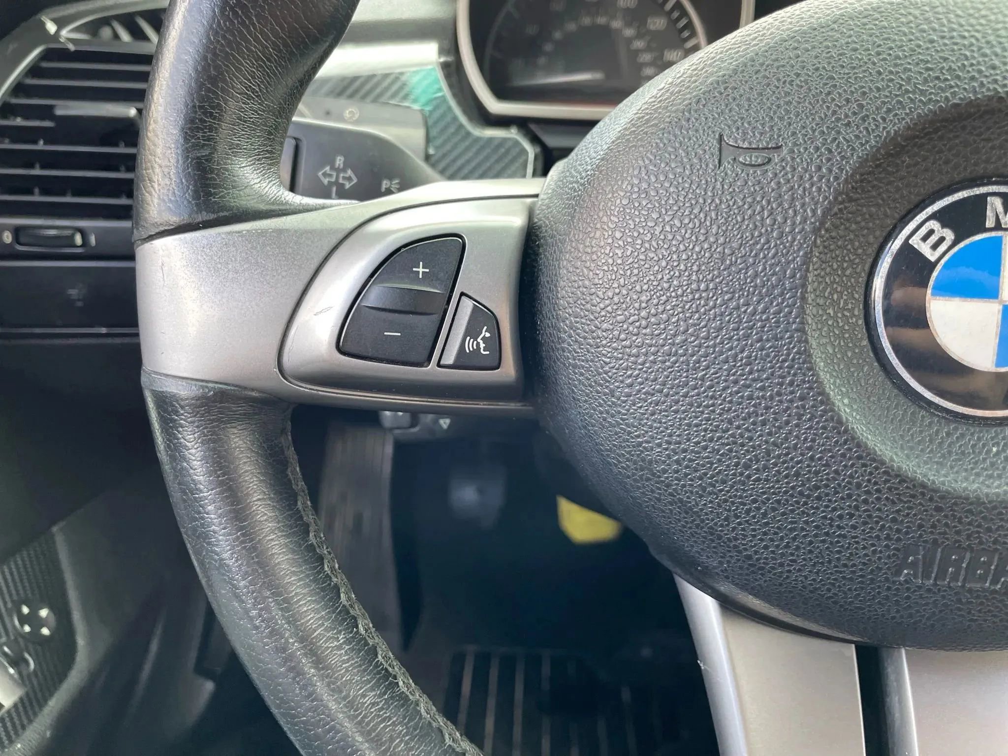 Used 2003 BMW Z4 2.5i image 17