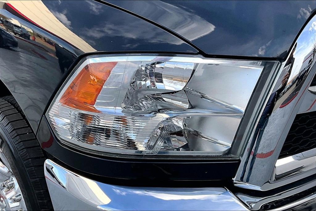 Used 2014 RAM 2500 SLT w/ Luxury Group image 29