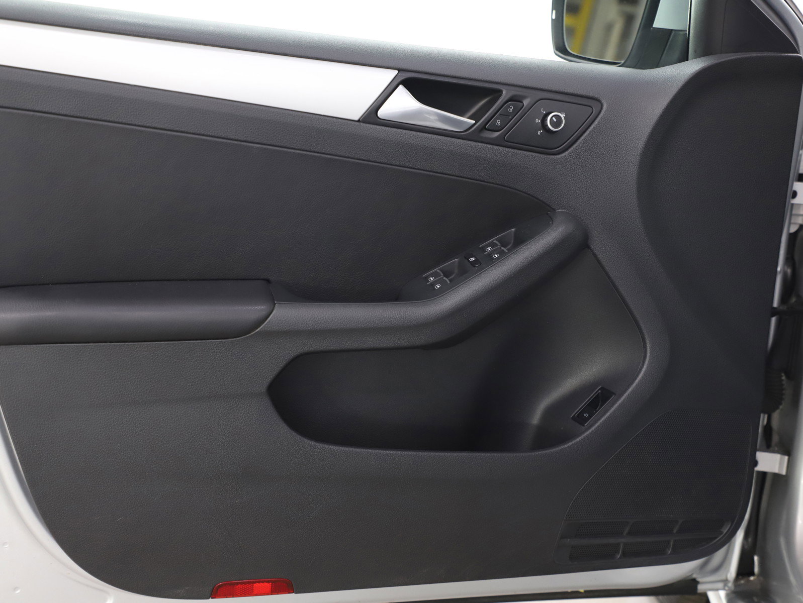 Used 2014 Volkswagen Jetta SE image 17