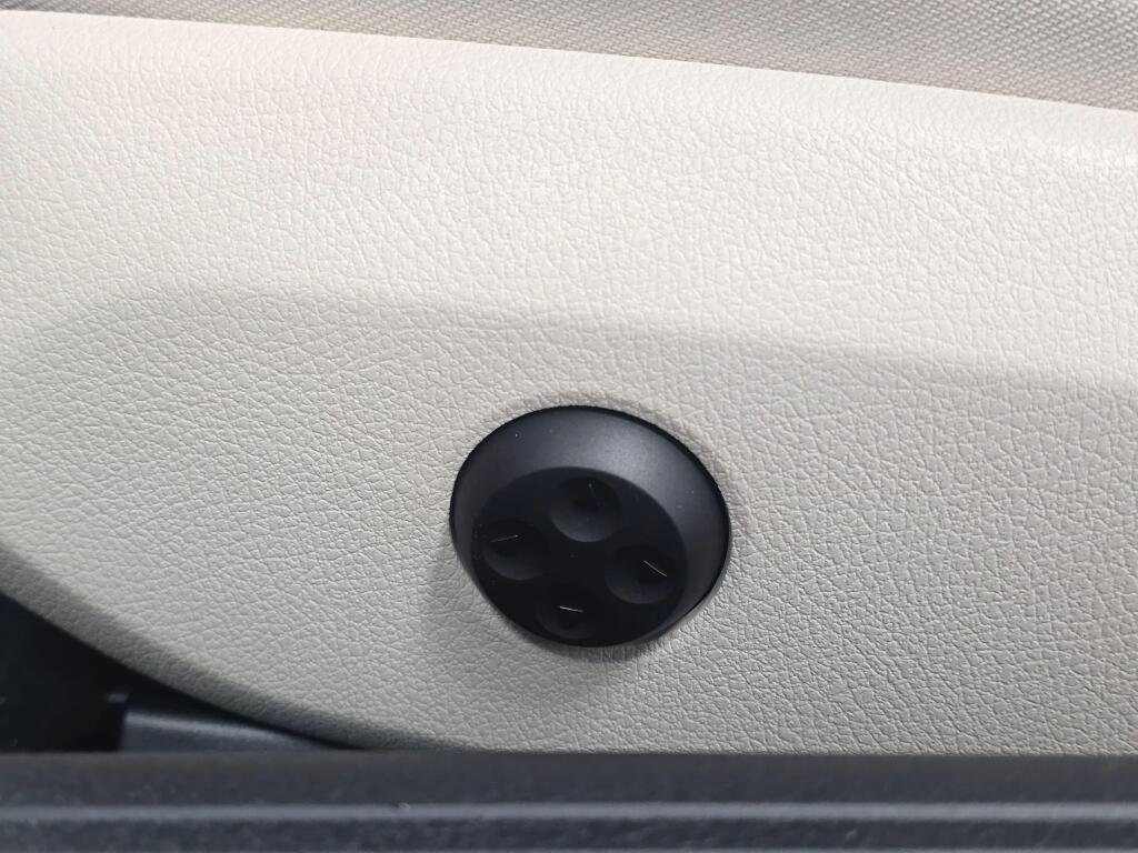 New 2026 Mercedes-Benz CLE 300 4MATIC Coupe image 23