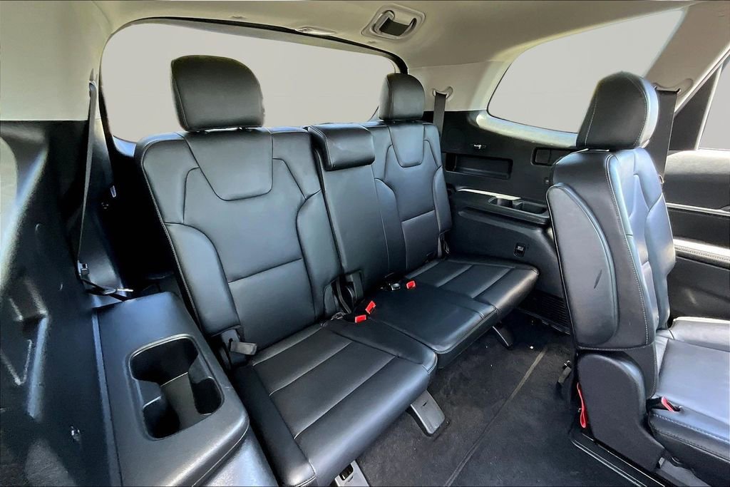 Used 2025 Kia Telluride S image 20