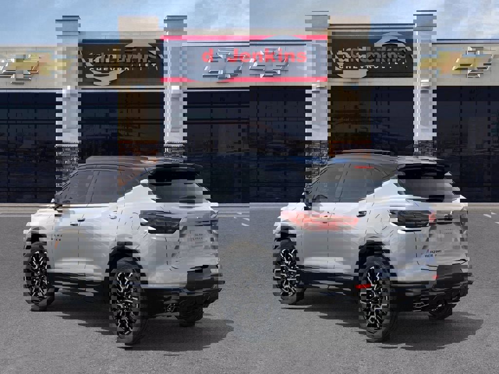 New 2025 Chevrolet Blazer RS w/ Driver Confidence II Package image 3