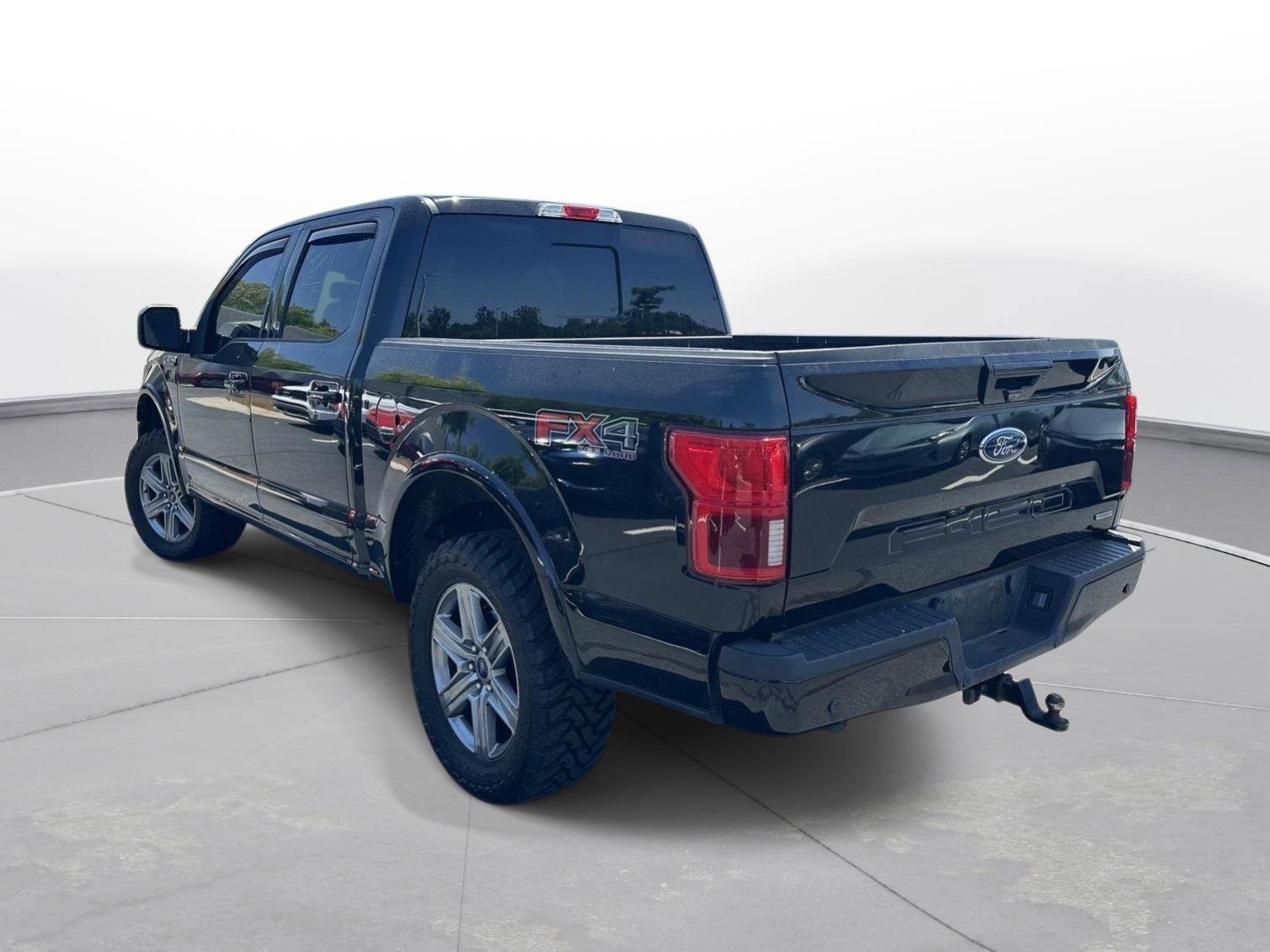 Used 2019 Ford F150 Lariat AWD/4WD image 8