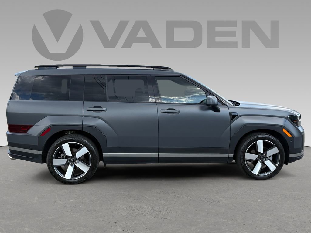 Used 2024 Hyundai Santa Fe Limited image 7