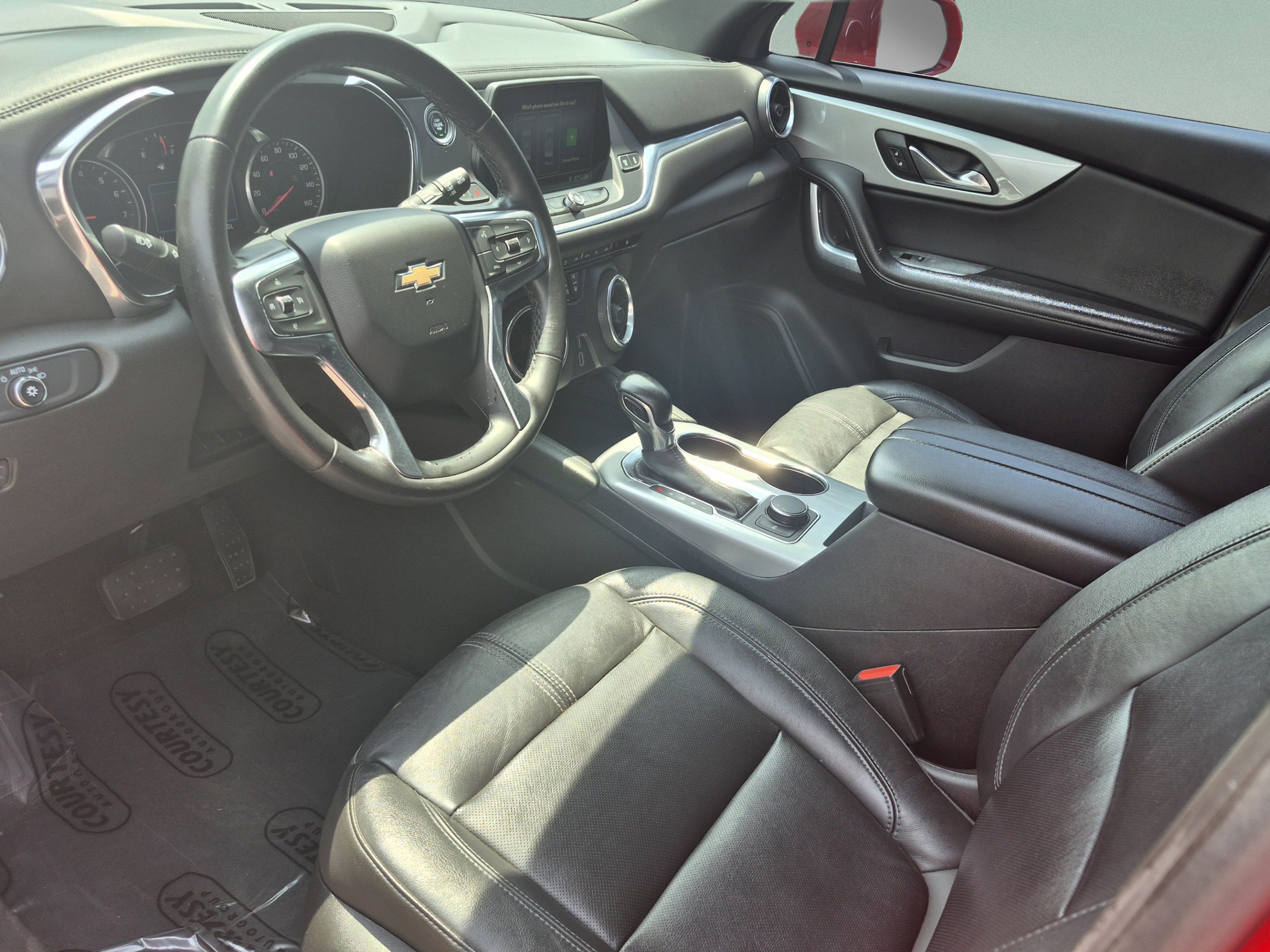 Used 2020 Chevrolet Blazer LT FWD image 19