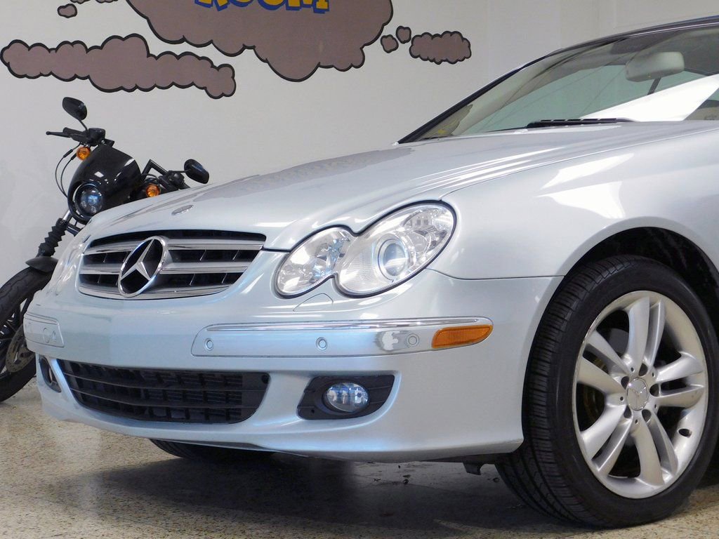 Used 2007 Mercedes-Benz CLK 350 Cabriolet image 21