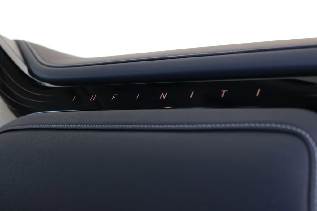 Certified 2025 INFINITI QX80 Sensory image 42