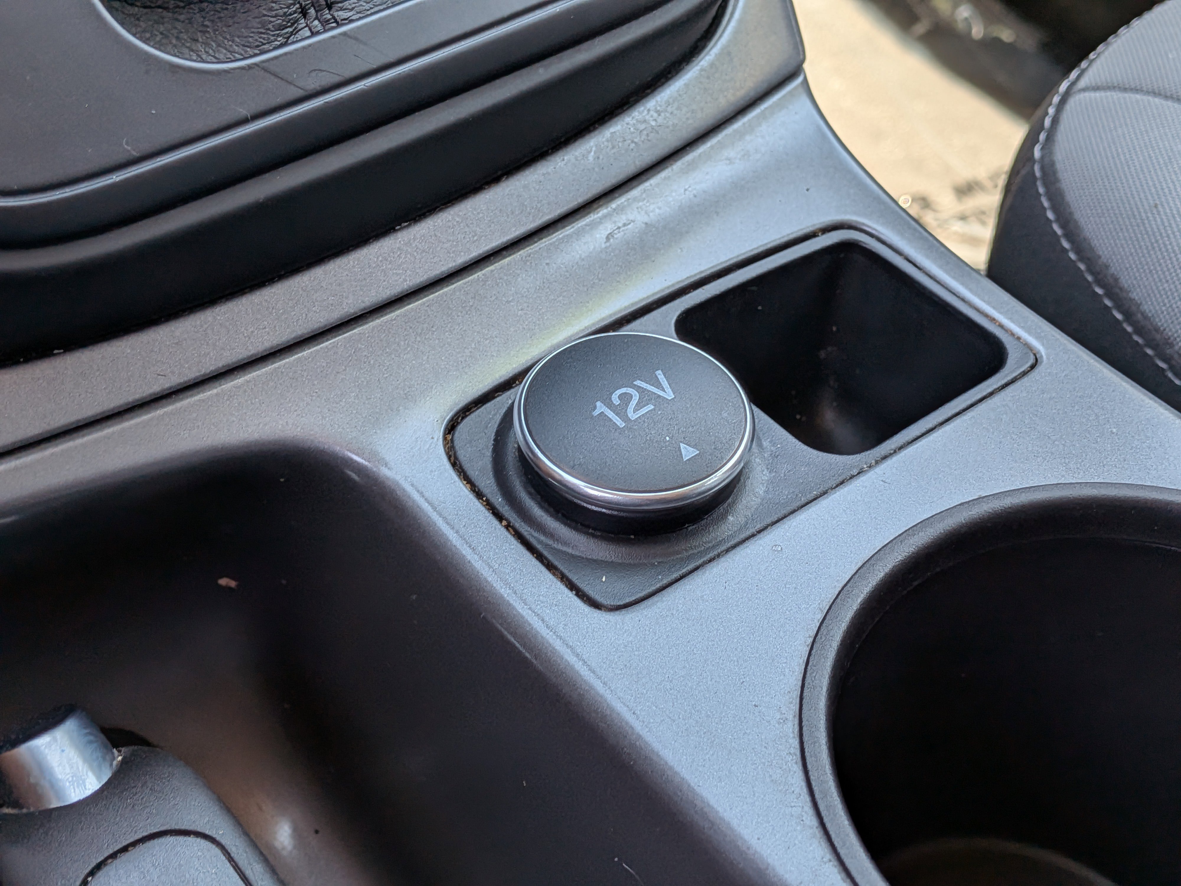 Used 2015 Ford Escape SE image 30
