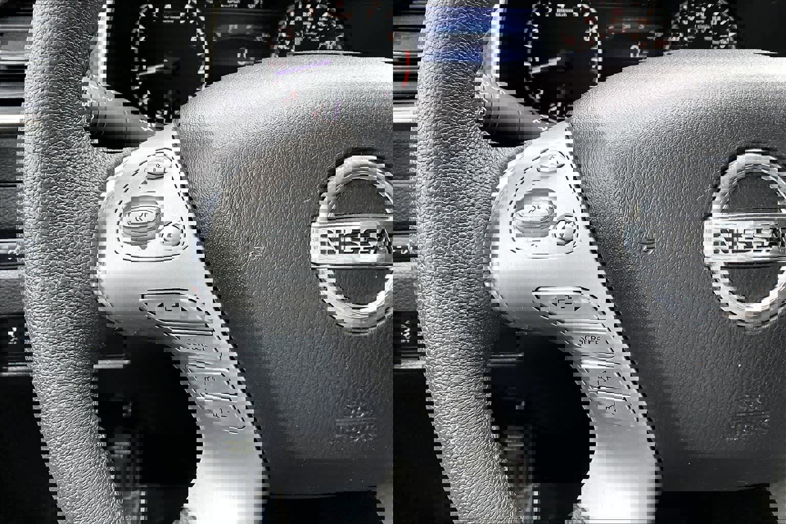 Used 2015 Nissan Murano Platinum w/ Cargo Package w/Cover image 23