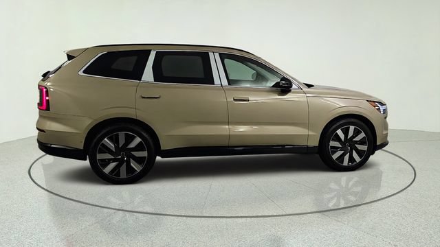 New 2026 Volvo EX90 Ultra AWD/4WD image 8
