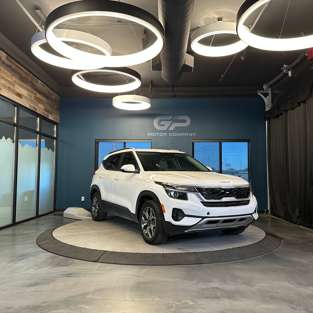 Used 2023 Kia Seltos EX
