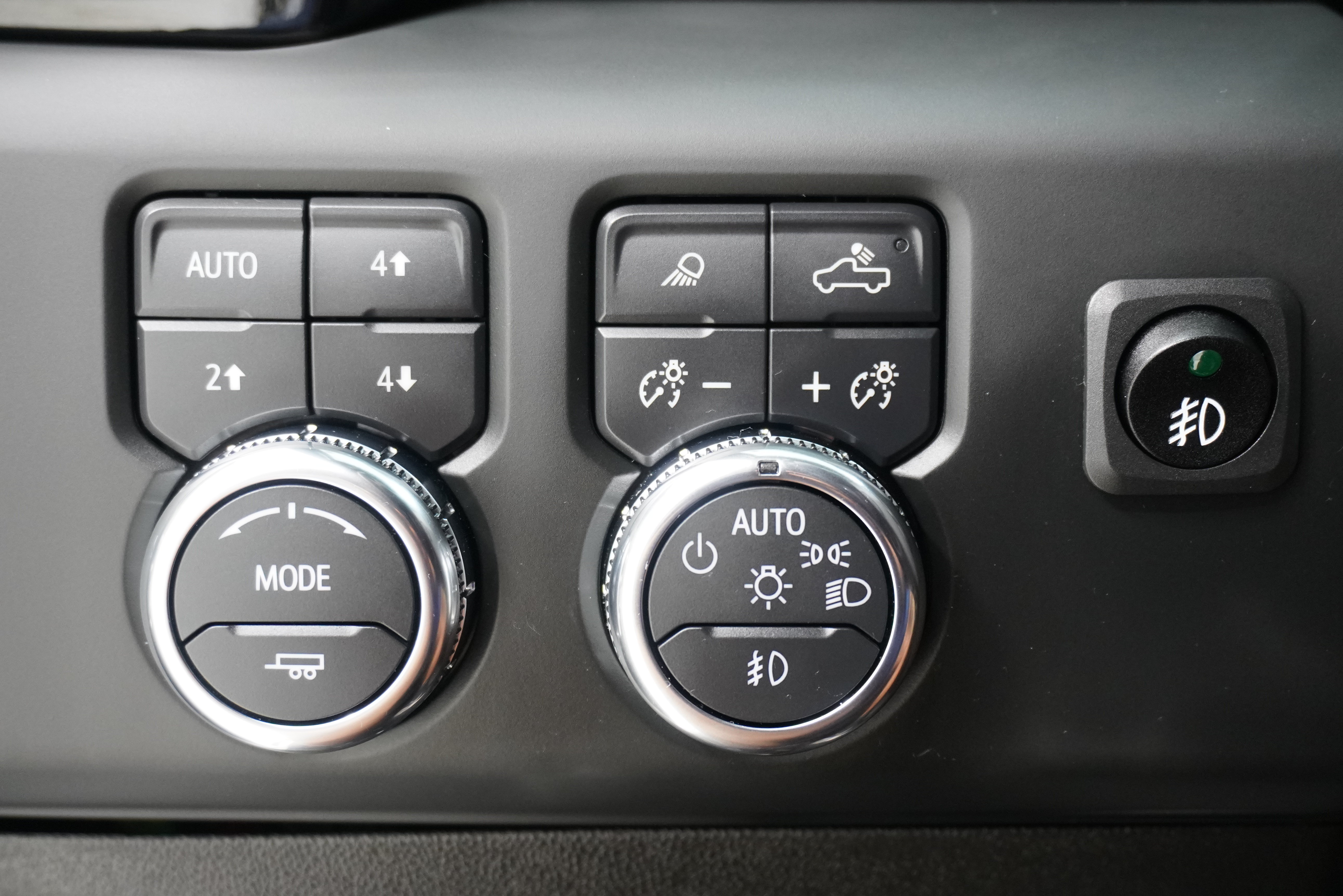 Used 2024 GMC Sierra 1500 AT4 w/ Technology Package AWD/4WD image 37