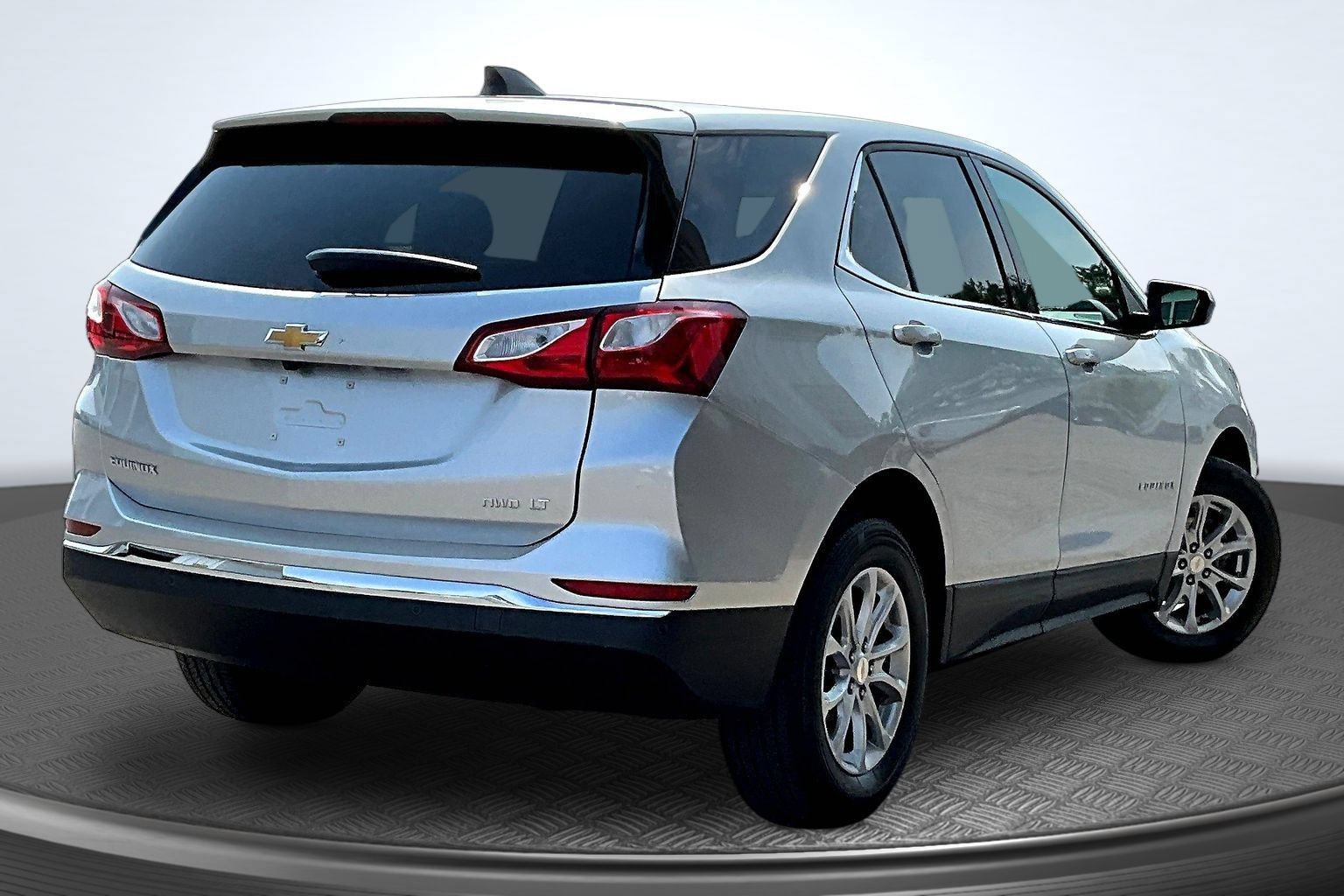Used 2020 Chevrolet Equinox LT w/ Driver Convenience Package AWD/4WD image 5