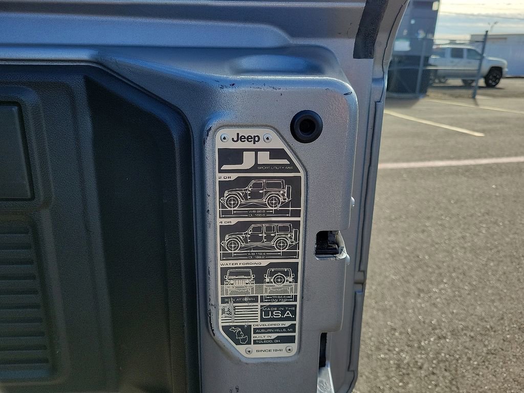 Used 2020 Jeep Wrangler Unlimited Sport image 7