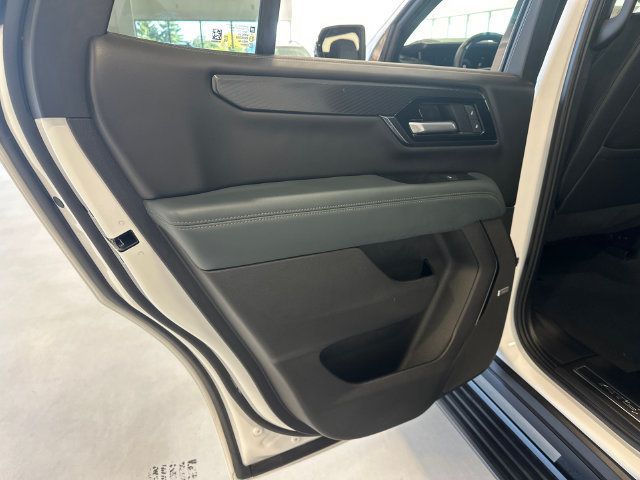 Certified 2025 GMC Yukon AT4 w/ AT4 Premium Plus Package AWD/4WD image 26
