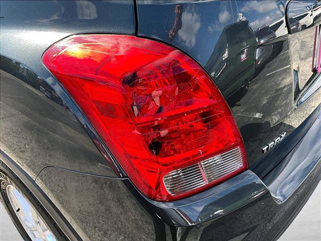 Certified 2020 Chevrolet Trax LS FWD image 30