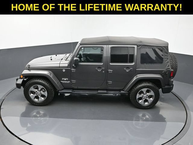 Used 2017 Jeep Wrangler Unlimited Sahara w/ Max Tow Package AWD/4WD image 56