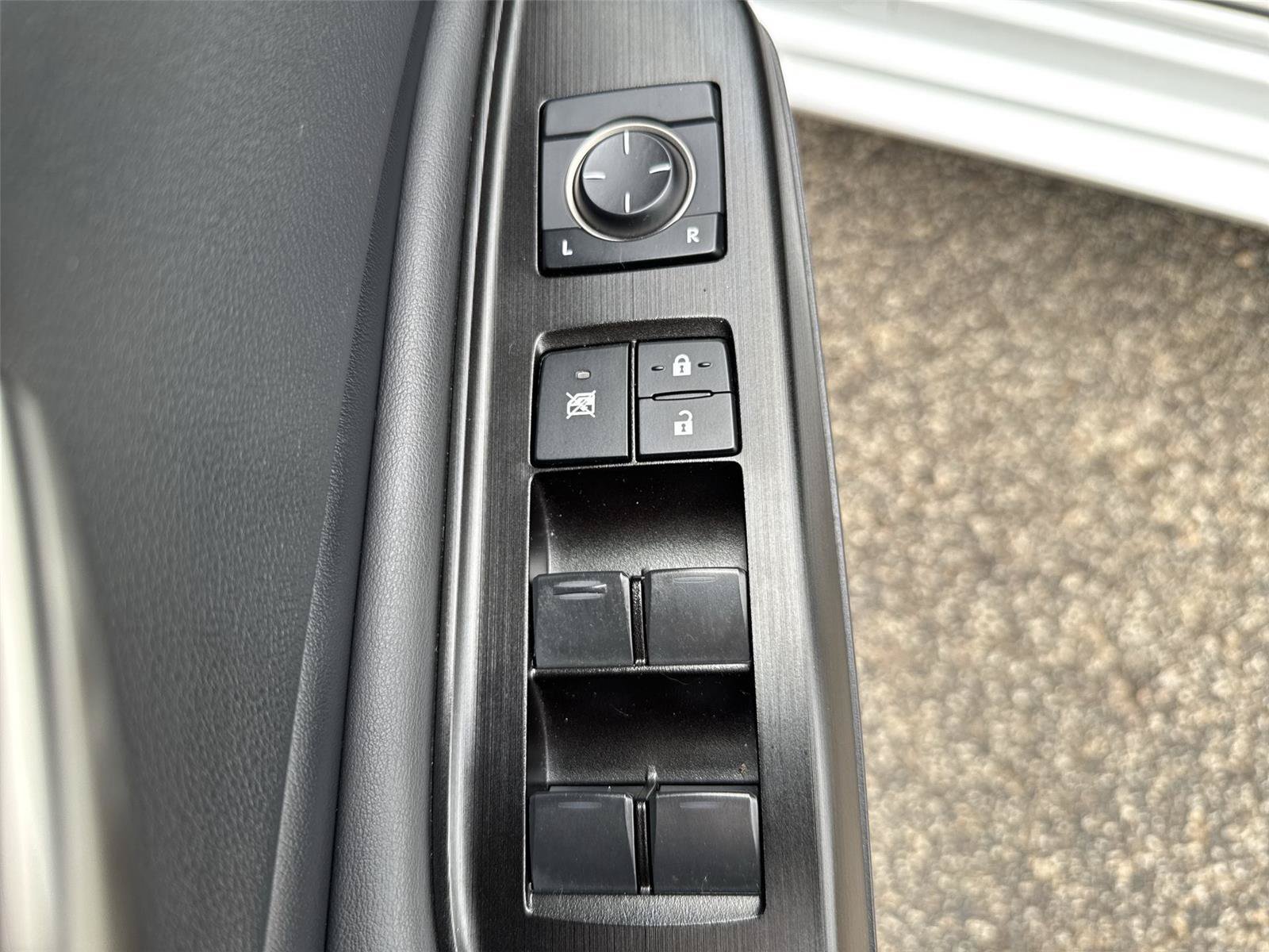 Used 2019 Lexus ES 350 F Sport w/ Accessory Package 2 FWD image 13