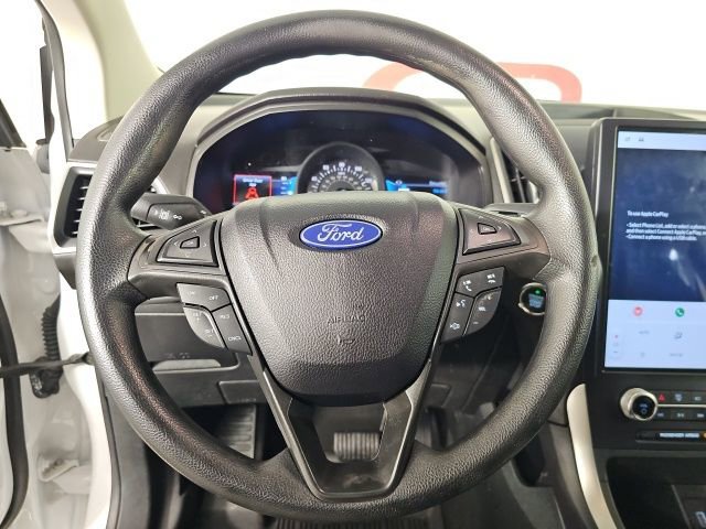 Used 2024 Ford Edge SE w/ Black Appearance Package image 17