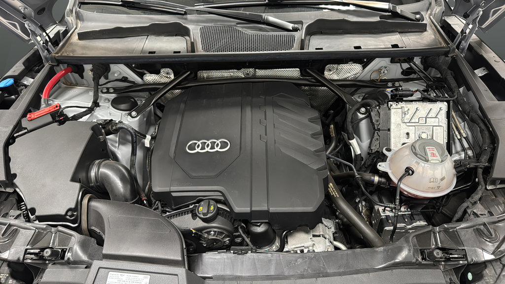 Used 2023 Audi Q5 2.0T Premium w/ Convenience Package AWD/4WD image 29