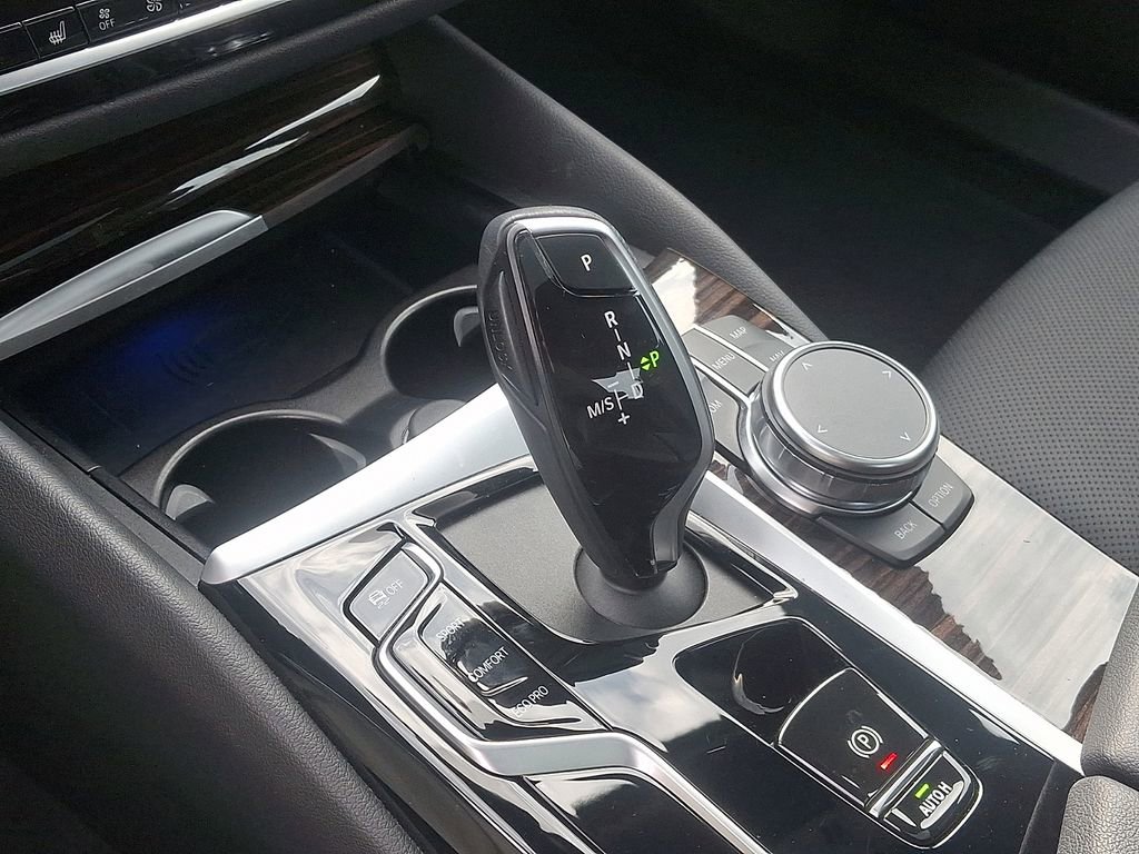 Used 2023 BMW 530i w/ Premium Package image 14