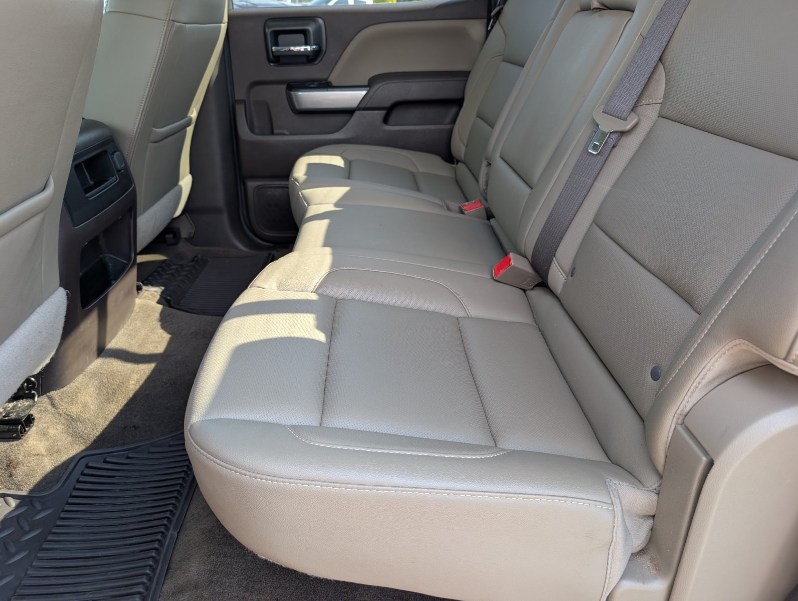 Used 2018 Chevrolet Silverado 1500 LTZ Z71 w/ LTZ Plus Package AWD/4WD image 7
