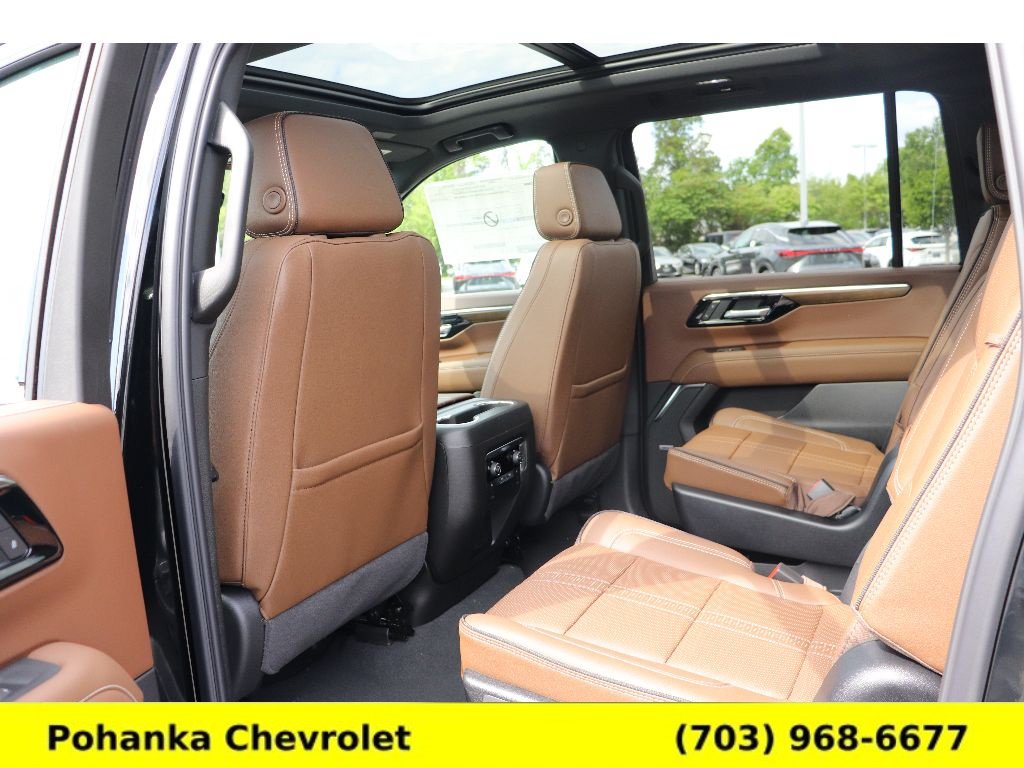 New 2026 Chevrolet Suburban High Country w/ Sun And Tow Package AWD/4WD image 25