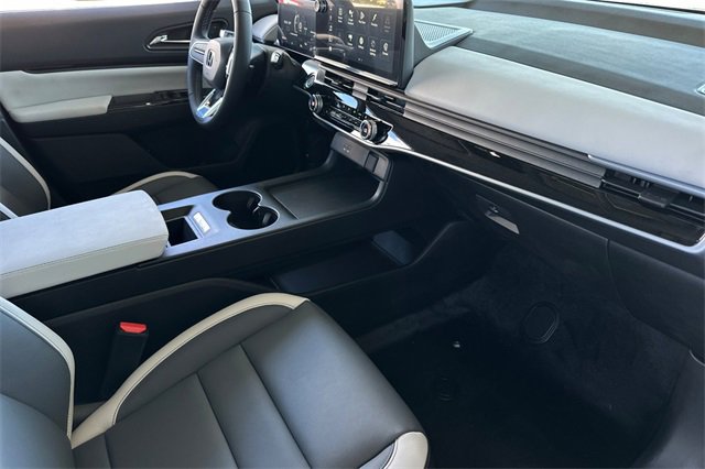 Used 2025 Honda Prologue Touring image 19