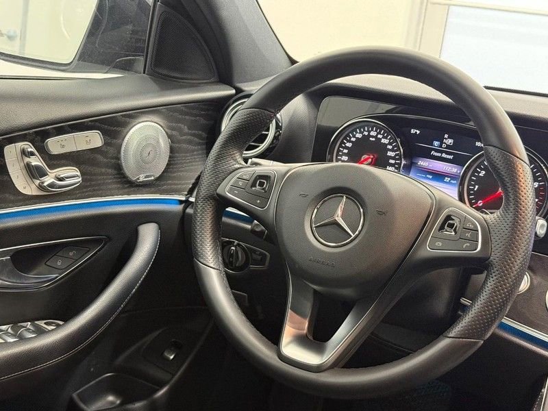 Used 2018 Mercedes-Benz E 300 4MATIC image 11