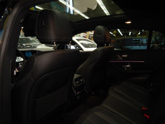 Used 2023 Mercedes-Benz GLE 53 AMG AMG GLE 53 AWD w/ AMG Dynamic Plus Package image 34