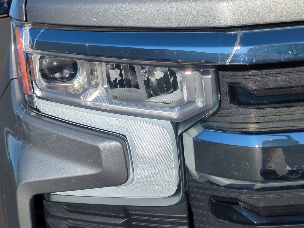 Used 2023 Chevrolet Silverado 1500 LT image 10